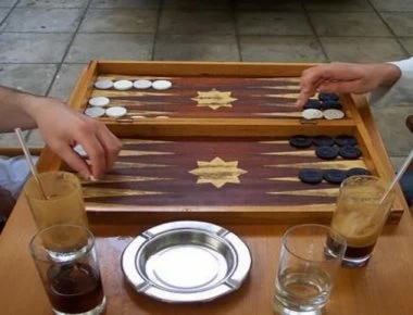 «Έτσι παίζεται το 5-2»: Ο δεκάλογος του σωστού ταβλαδόρου